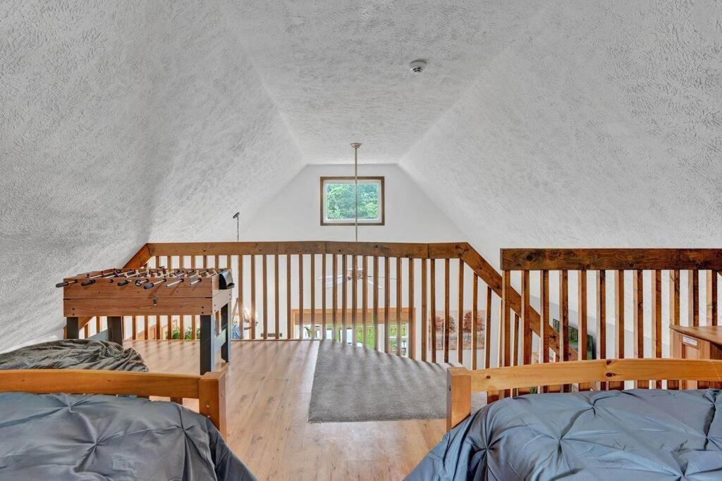 The Sage Chalet In Emerald Lakes, Poconos! Long Pond Екстериор снимка