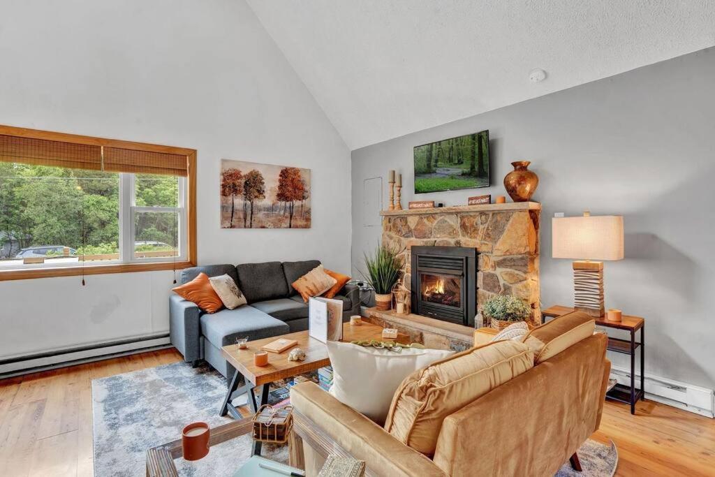 The Sage Chalet In Emerald Lakes, Poconos! Long Pond Екстериор снимка
