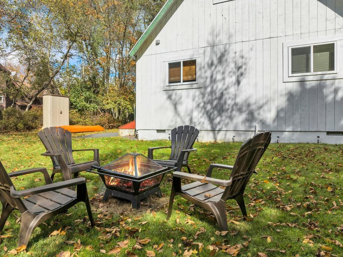 The Sage Chalet In Emerald Lakes, Poconos! Long Pond Екстериор снимка